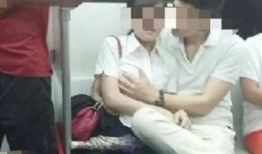 摸胸亲嘴视频,揭秘摸胸亲嘴视频背后的故事